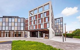 Hampton By Hilton Dubai Al Seef